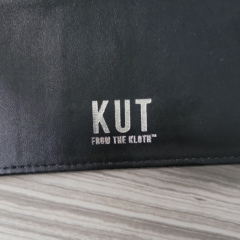 Kut from the Kloth Black and White Striped Wallet - Picture 3 of 6